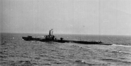 Forrest Watson's qual boat, USS Stickleback (SS‑415)
