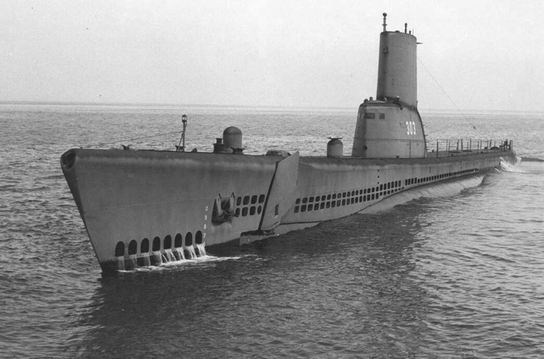 Frank's first submarine assignment was the USS Sablefish (SS‑303) from 1957 to 1959, qualifying in 1957.