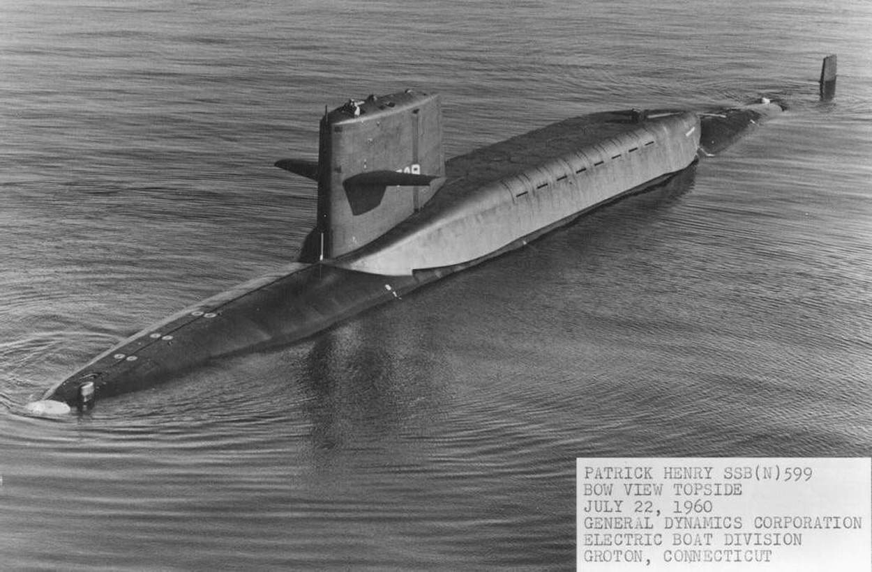 Robie's first submarine assignment was the USS Patrick Henry (SSBN‑599) from 1962 to 1963, qualifying in 1962.