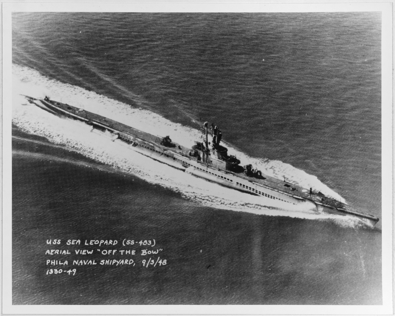 James' qual boat was the USS Sea Leopard (SS‑483).