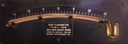 Ship's Clinometer demonstrating zero bubble.